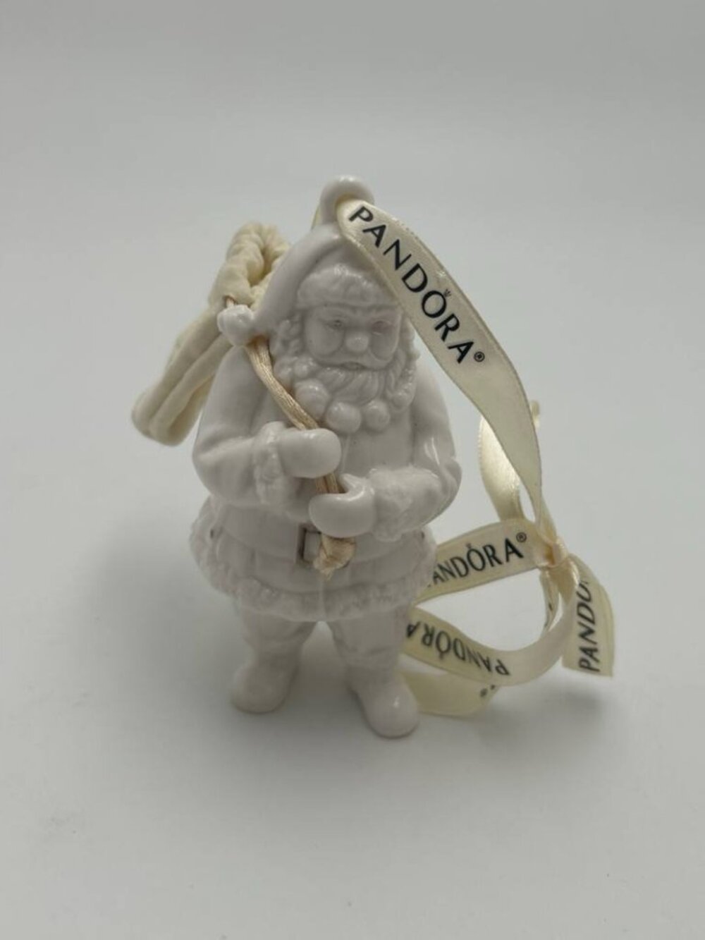 PANDORA 2013 Santa Porcelain Christmas Ornament P1966